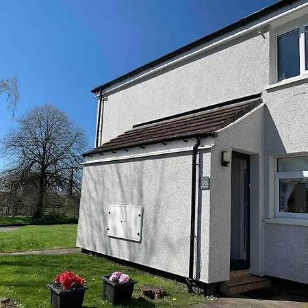 Facing Spacious Free Parking Daire Glasgow