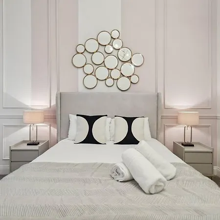 Grand 1 Bed Blythswood Glasgow