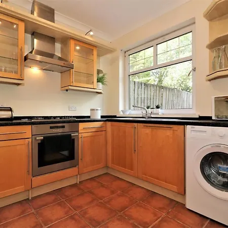 Signature - Lincoln View * Glasgow