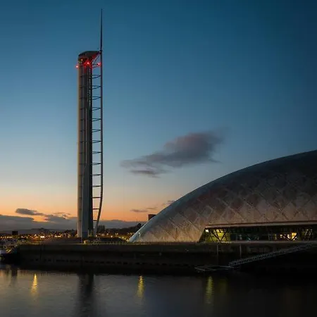 Lägenhet Glasgow, Finnieston Luxury 2 Bed With Parking, E-check In, Hi-fi Glasgow