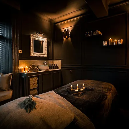 The Alamo 4* Glasgow