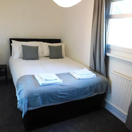 Tatil Evi No 54 - New & Delightful 3 Bed House In East Kilbride