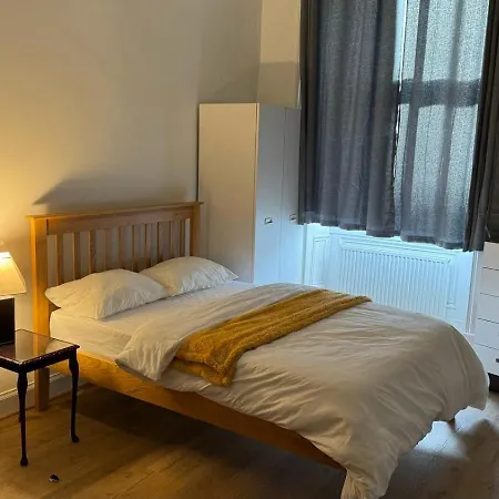 Large 3 Bed Apt Close To City, Ovo Hydro And Ibrox Stadium 公寓 *