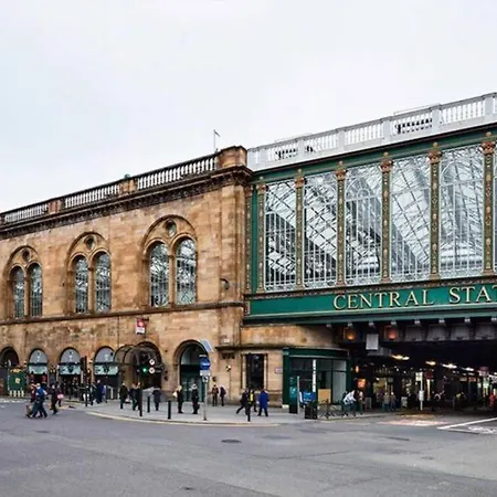 Comfy 1 Bedroom Flat With Free Parking Apartamento