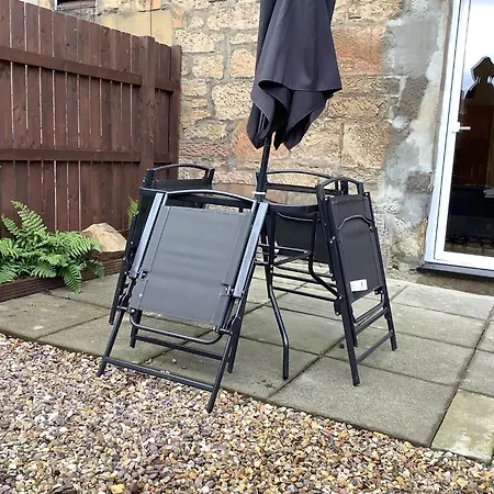 Ground Floor With Garden Apartment Glasgow