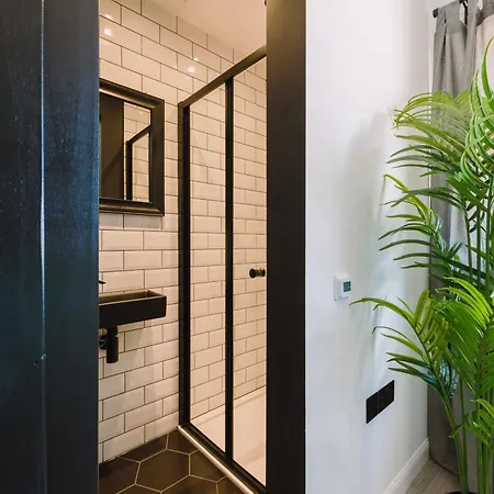 Appartement Emirates Aparthouse *