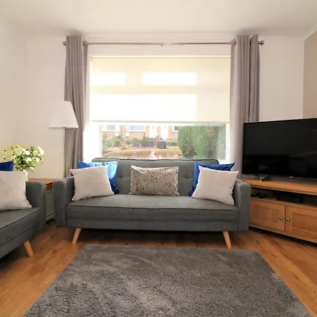 Signature - Gordon House Apartment *