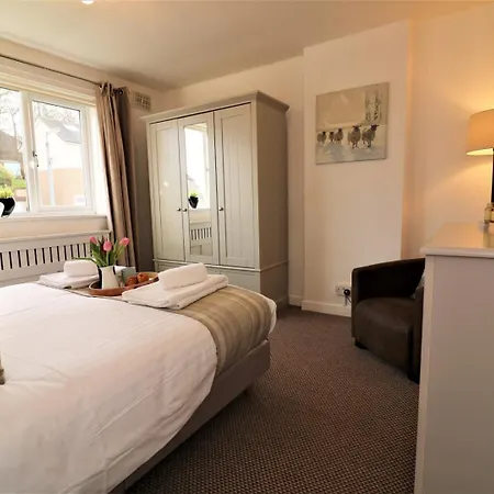 Signature - Gordon House Apartment *