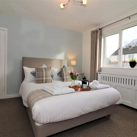 Signature - Gordon House Apartment *