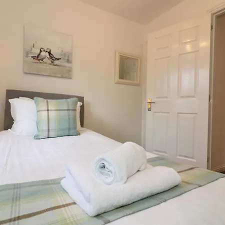 Signature - Angus House Appartement *