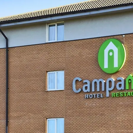 Premier Braehead Hotel 3*