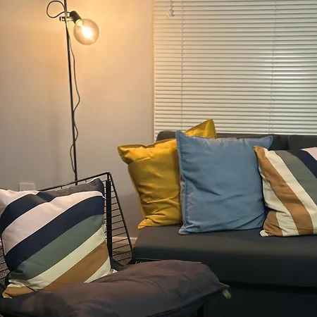 아파트 Cosy Stylish Home, Seperate Entrance *