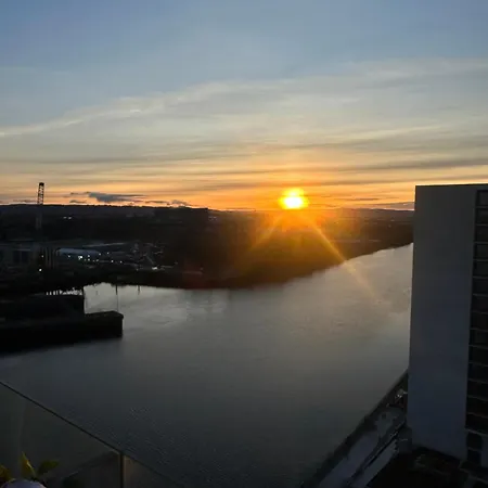 Water View Harbour Glasgow