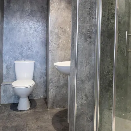 Beautiful 4 Bed Flat In Perfect Location