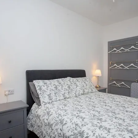 Newly Renovated Apartment Glasgow