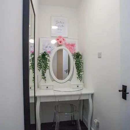 公寓 Newly Renovated 格拉斯哥