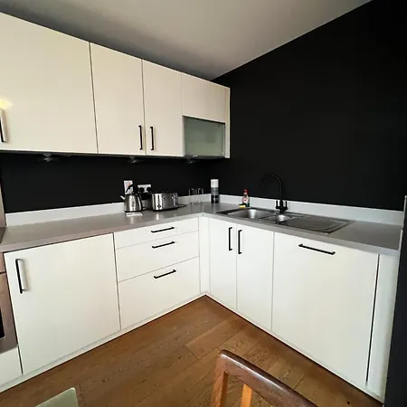 Appartement Riverside Retreat With Spectacular Views *