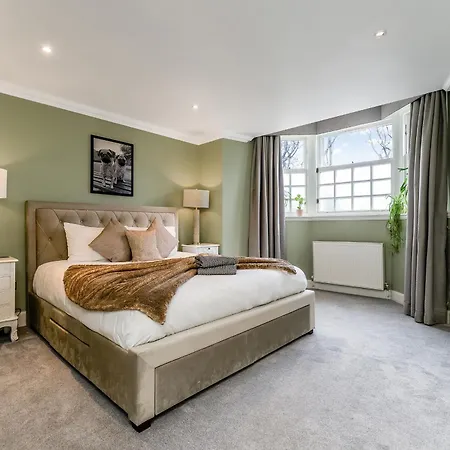 Luxurious Park District Duplex Апартаменты