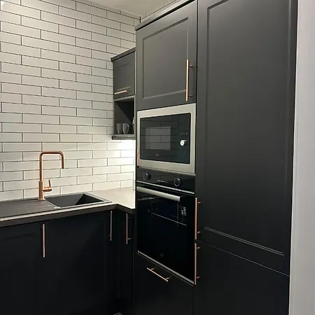 West End Tenement Apartment Glasgow