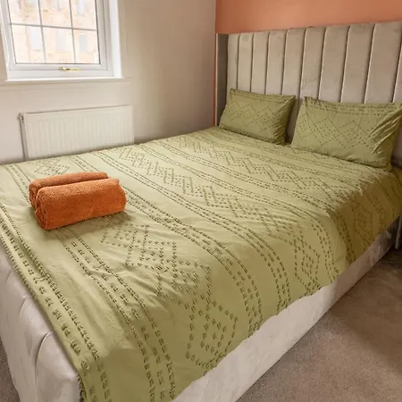 Ideal 3 Bed In With Free Parking * Глазго