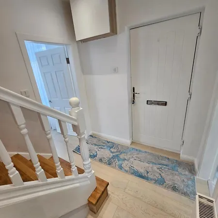 Lovely House With Private Parking! Glasgow! Γλασκώβη