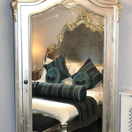 Argyll 3*