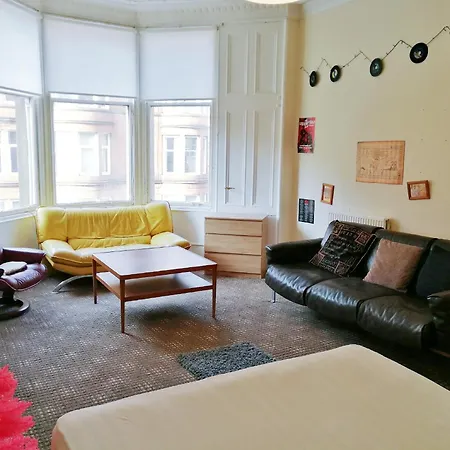 Private Near Centre Braid * Glasgow