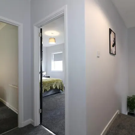 Signature - Huntley House *