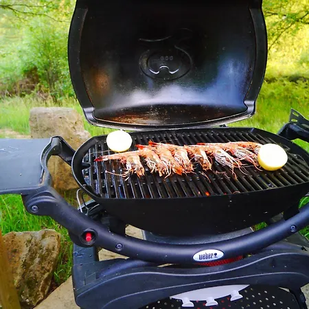 Craigmaddie Muir Roundhouse With Hot Tub Romantic, Luxury, Rural For 2 Near Milngavie