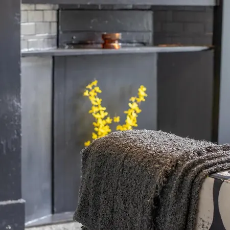 West End Cosy Pop Of Colour - Pass The Keys Апартаменты Глазго