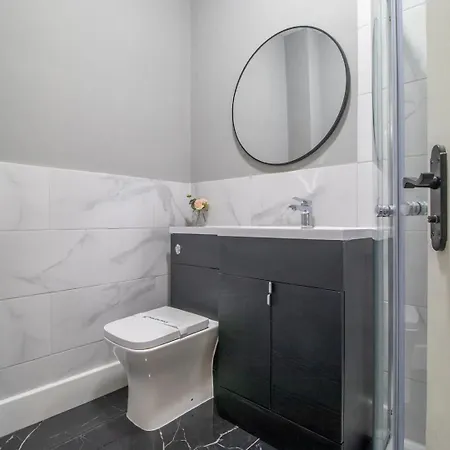 Pass The Keys Private Garden West End With Parking Appartement Glasgow