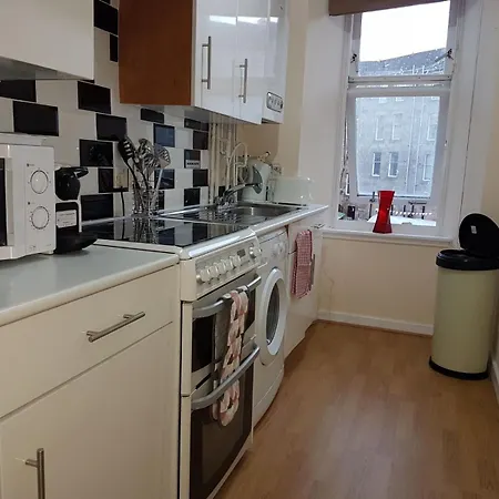 Private Near Centre Braid * Glasgow