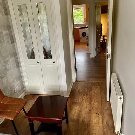 Apartment 3 Bed ,2 Bedroom City Centre Apt *