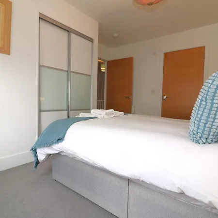 Signature - Oatlands House * 글라스고