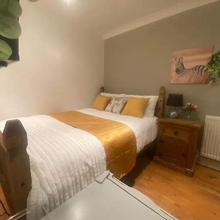 G4 House * גלאזגו