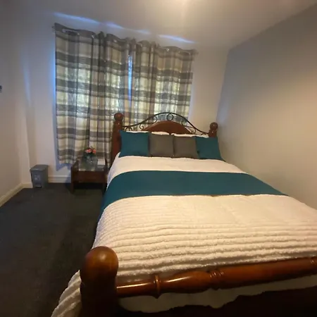 G4 House לינה וארוחת בוקר גלאזגו