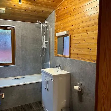 Lomond View Chalet *