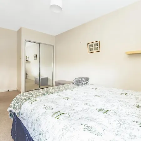 Апартаменты 5 Bed Finnieston Skyhigh Duplex With Parking Глазго