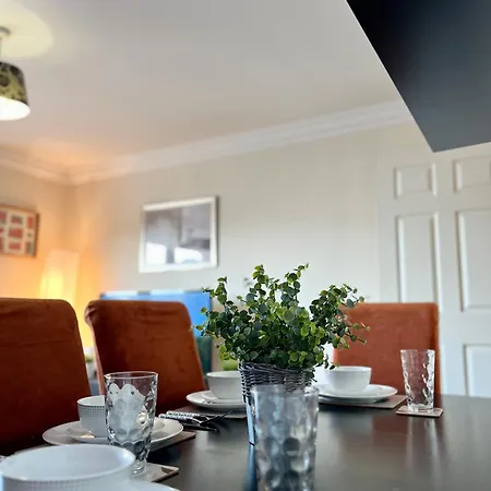 Lejlighed Stylish Modern Flat With Juliet Balcony & Parking *