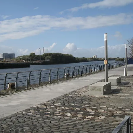 Harbour River West End *