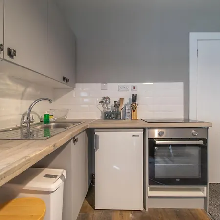 Cosy Palm West End - Pass The Keys Daire