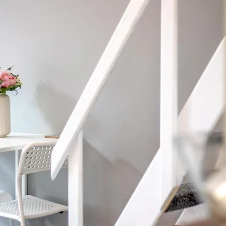 Dream With Loft West End - Pass The Keys Apartman