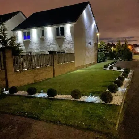 Entire 4 Bed Perfect Family In *