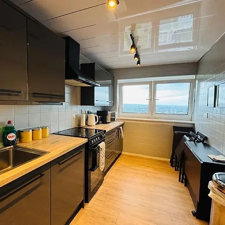 Floor Of The Building, Spectacular Views!