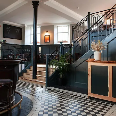 Hotel Celentano's Restaurant With