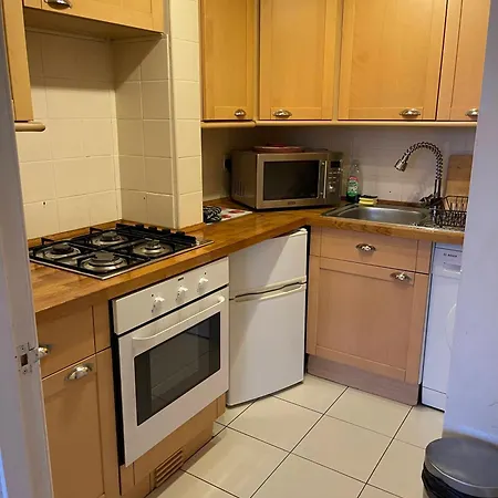 아파트 Scotstoun Appartments 글라스고