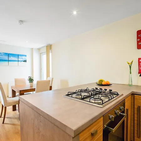 Апартаменты Bell Street *