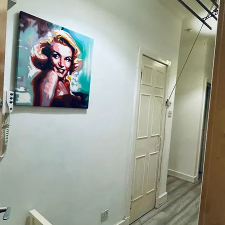 2b Near Sec, Ovo Hydro & Centre * Glasgow