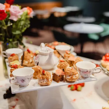 Radisson Blu Hotel, 4* Glasgow