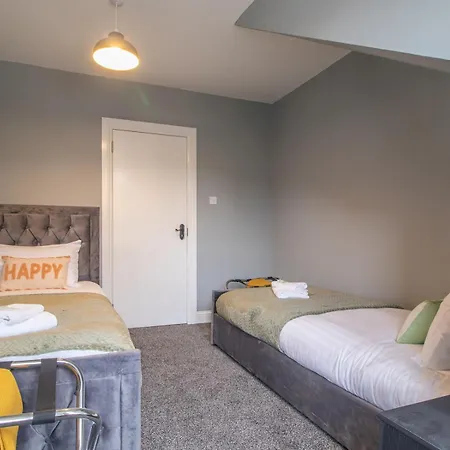 The Blue Nile Hillhead - Pass The Keys Apartamento *